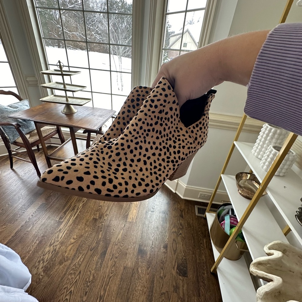 MATISSE LEOPARD BOOTIES